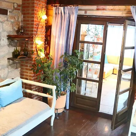 Rita's House فيلة *