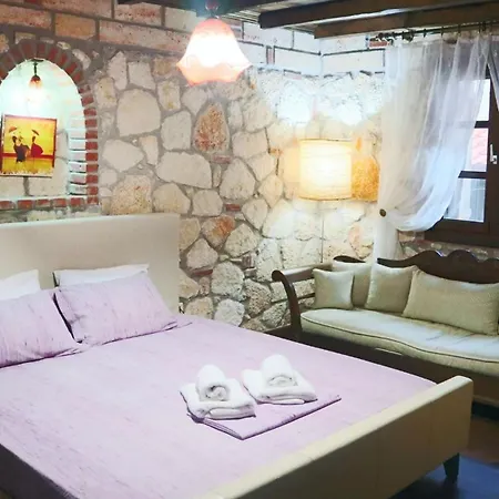 فيلة Rita's House